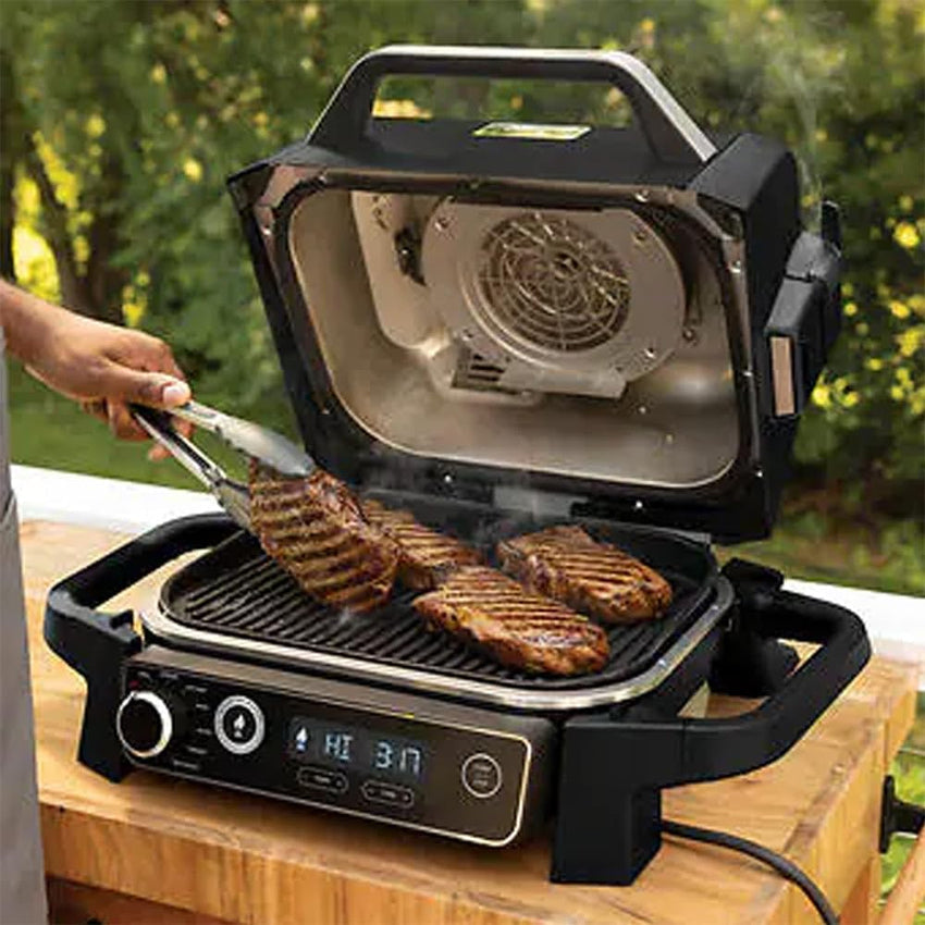 Professional Outdoor Grill and Smoker. Built-in Thermometer. 7-in-1 main grill. BBQ Smoker. Air Fryer. Bake. Bake. dehydrate. Grill. Firewood Pellet. Portable. electric (updated)