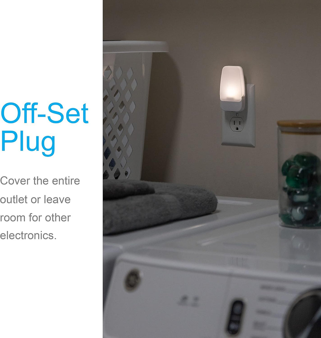 LED Night Light. Plug-in. Dusk to Dawn Senso